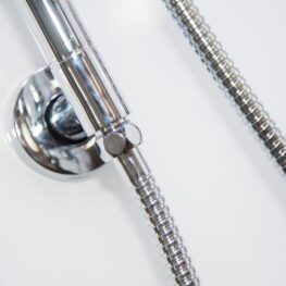 Pure 12 Right White Shower Cord