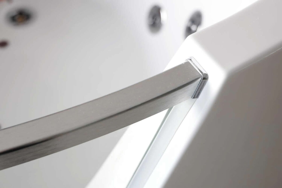 vidalux wb89 deluxe 1400 x 1400 corner whirlpool & airspa bath