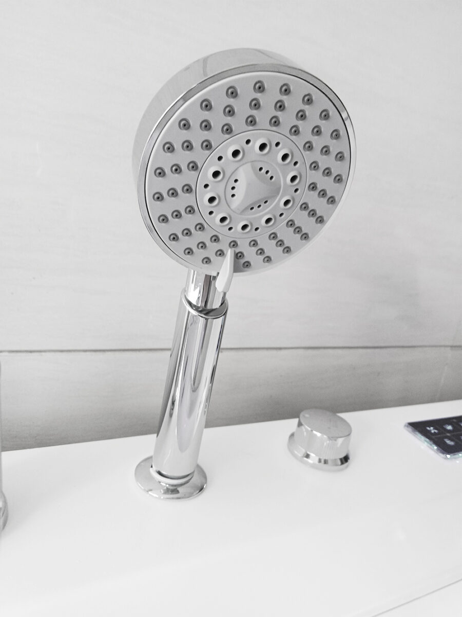 wb44 deluxe waterfall 1700 x 850 whirlpool & airspa bath wb44 deluxe waterfall 1700 x 850 whirlpool & airspa bath